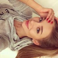 Bild von RedEvonna71